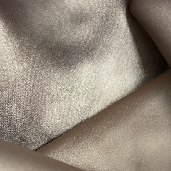 Stuart Weitzman Over Knee Boot Genna 60 Taupe size 7 - Picture 7 of 7